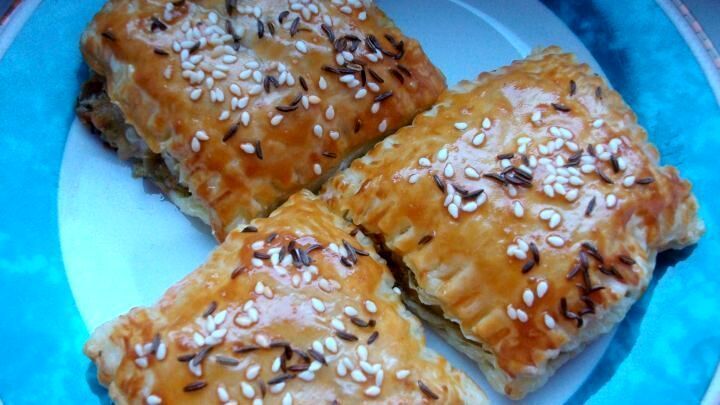 Meine asiatischen Bl&auml;tterteigtaschen mit Pak Choi und M&ouml;hren F&uuml;llung haben sooo lecker geduftet.