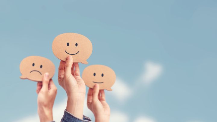 Ohne dich w&auml;re das hier nur eine Webseite: Deine R&uuml;ckmeldungen z&auml;hlen &ndash; wie die Smiley-Karten im Bild, die zeigen, was dir gef&auml;llt.