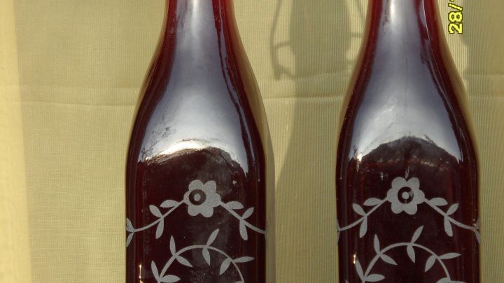 Traubenessig l&auml;sst sich sehr leicht selbst herstellen.