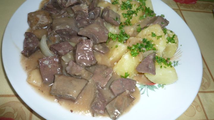 Lunge s&uuml;&szlig;-sauer mit Salzkartoffeln als Beilage