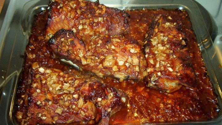 Dicke Rippe mit Zwiebeln