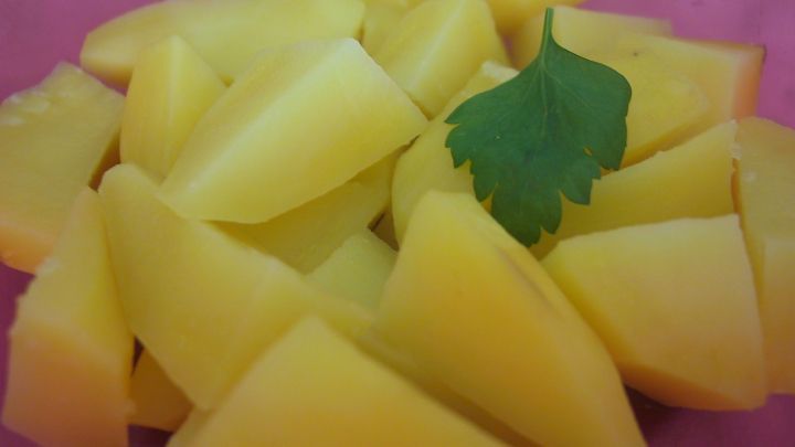 Salzkartoffeln aus der Mikrowelle