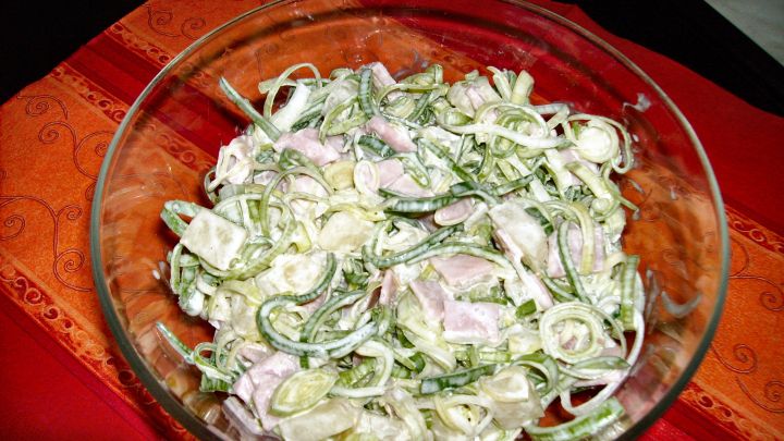 Lauch-Salat mit Schinken