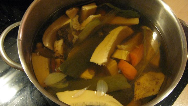 Pilzfond, Pilzbr&uuml;he &ndash; super Pilzaroma