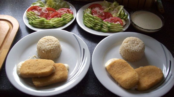 Trappista paniert mit Tartaren-So&szlig;e