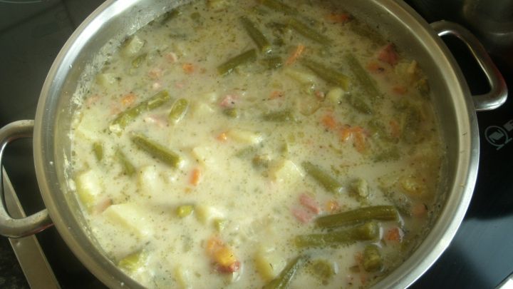 Bergische Bohnensuppe 