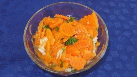 Gekochter Karottensalat