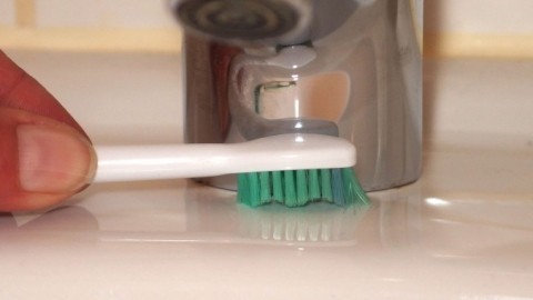 Zahnbürsten - nicht nur zum Zähneputzen
