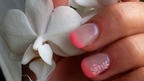 Fingernägel und Nagelhaut pflegen