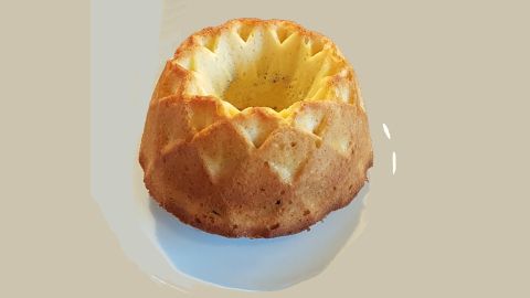 Locker, saftig und schnell gemacht: So gelingt dir ein leckerer Puddingkuchen wie auf dem Bild mit wenigen Zutaten.