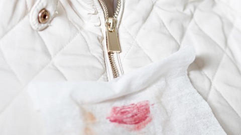 Make-up mit Baby Reinigungstüchern entfernen