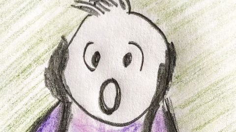 Ein zeichentrickartiger Charakter mit großen Augen und offenem Mund steht überrascht in einem Raum mit grünem Hintergrund.