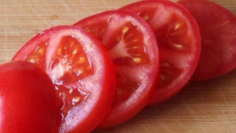 Weiche Tomaten wieder schnittfest