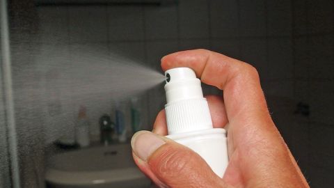 Raumspray selber machen aus natürlichen Duftölen