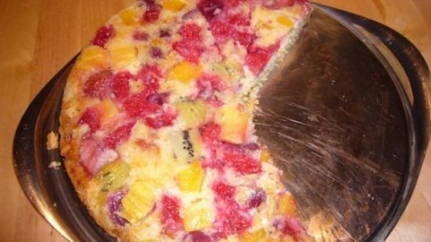 Umgekippter Obstkuchen