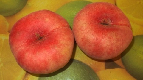 Tomaten oder Pfirsiche häuten mit Gasherd