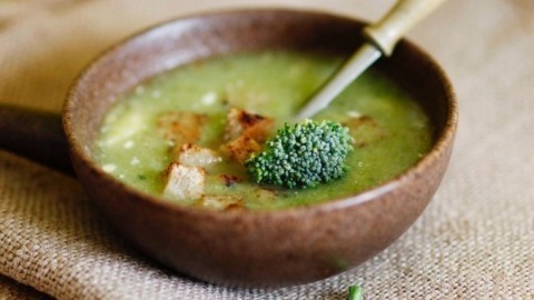 Cremige Brokkoli-Blumenkohl-Suppe