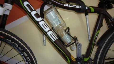 Fahrrad-Flaschenhalter endlich für 0,7-Liter-Glasflaschen
