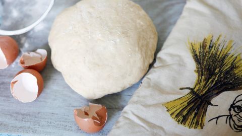 Hefe- oder Brotteig gehen lassen