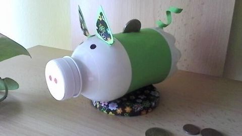 Sparschwein aus PET-Flasche basteln