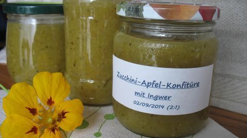 Zucchini-Apfel-Konfitüre mit Ingwer