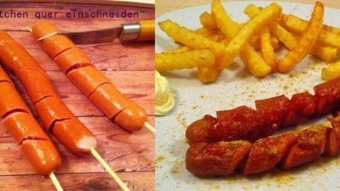 Würstchen werden in Scheiben geschnitten und gebraten, serviert mit Pommes in einem gemütlichen Essumfeld.