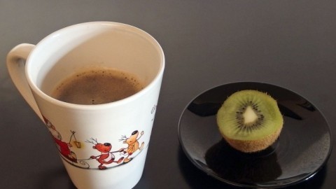 Kopfschmerzen (Kater und Migräne): Kaffee und Kiwi