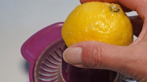 Zitrone bei Augenringen