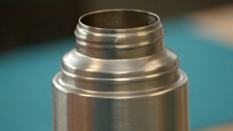 Thermoskanne reinigen mit Soda Flüssigreiniger