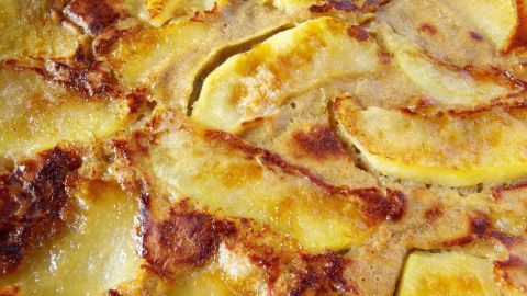 Apfelpfannkuchen vom Blech hat einige Vorteile
