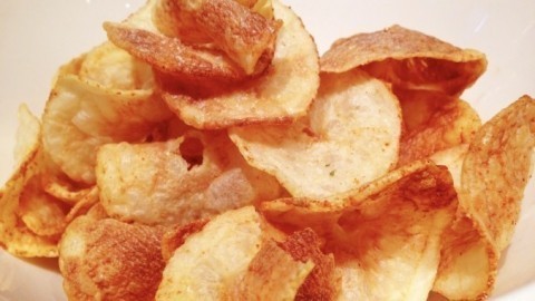 Knusprige Kartoffelchips selber machen