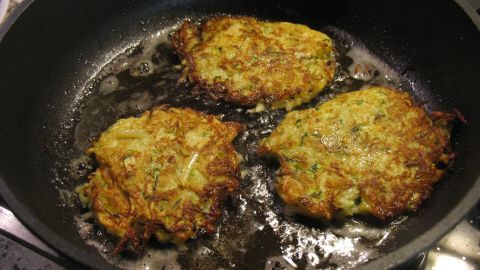 Kartoffel-Zucchini-Rösti-Taler