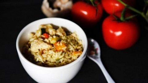 Reisgericht mit Pute und Gemüse
