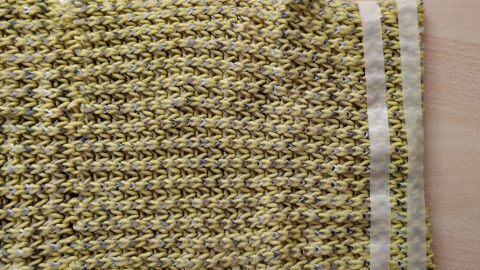 Loop aus Strickware kürzen