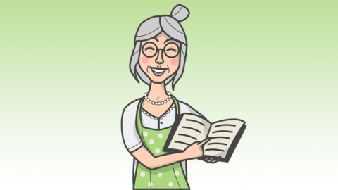 Eine lächelnde, ältere Frau in einer grünen Schürze hält ein offenes Buch und strahlt Freude aus.