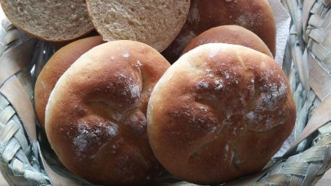 Dinkel-Buttermilch Brötchen