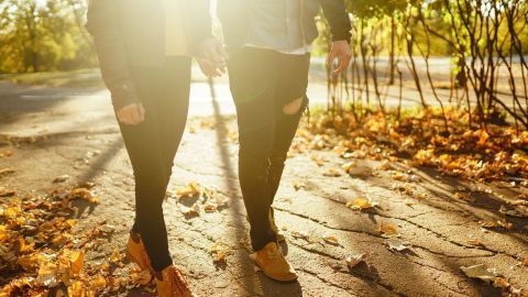 Im Herbst ist es allerdings nicht mehr so warm wie in der Saison zuvor, das ist trotzdem kein Grund zu Hause zu bleiben. Man sollte im Gegenteil öfter raus gehen, die Natur genießen und etwas Tolles unternehmen!