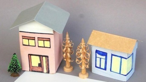 Kleine Häuser aus Tetra Paks basteln