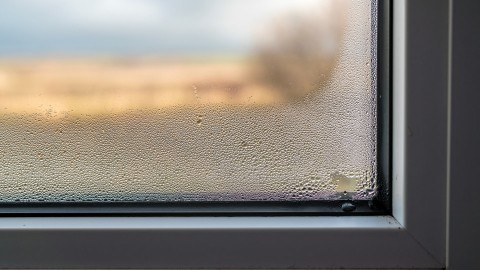 Beschlagene Fenster im Winter, was tun?