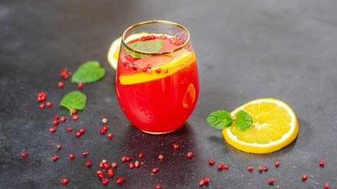 Cranberry Gin Tonic – Weihnachtscocktail