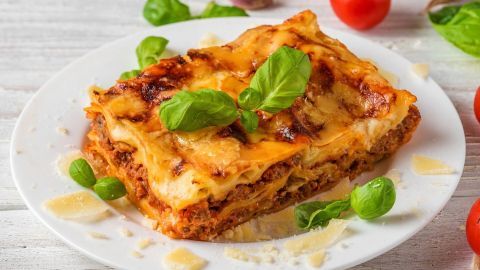 Lasagne mit Schinken und Ei