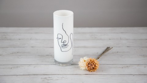 Line Art DIY – Vase verzieren