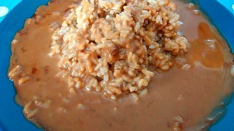 Erdnusssauce zu Reis - einfach und schnell