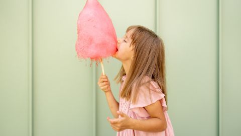 Wie kann etwas so leckeres wie Zucker ungesund sein? Lotte verrät es dir.