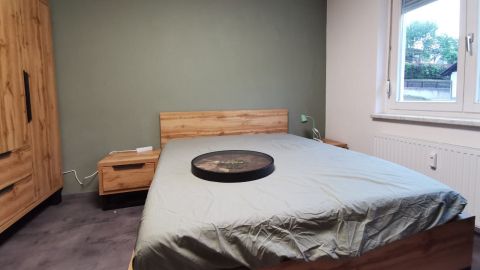 Ein Umzug ist Arbeit, doch mit ein paar Tipps l&auml;sst er sich deutlich entspannter und stressfreier gestalten. Nach und nach haben wir uns Raum f&uuml;r Raum vorgenommen.