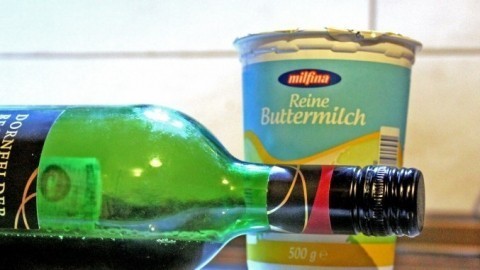 Rotweinfleck - Wundermittel Buttermilch