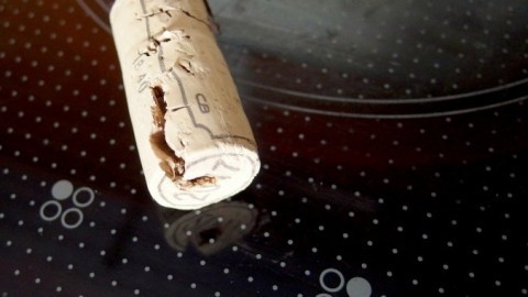 Glaskeramikfeldreiniger + Weinkorken: sanft, effektiv, billig, öko