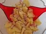 So wird der Kartoffelsalat schwäbisch