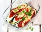 Zucchini-Zwiebel-Schiffchen