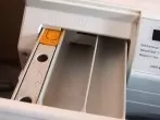 Waschmittelschublade reinigen